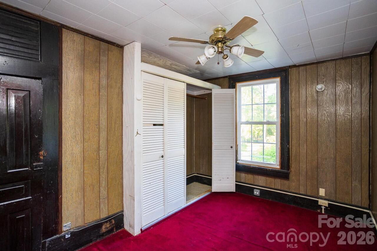 Listing Photo 15