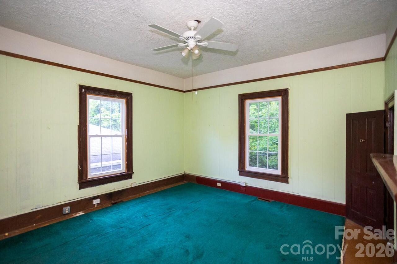 Listing Photo 23