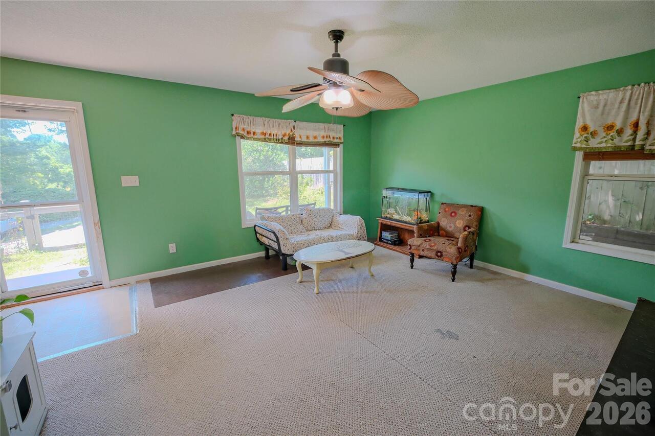 Listing Photo 7