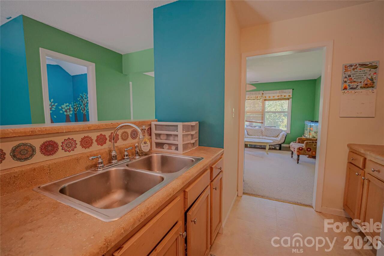 Listing Photo 15