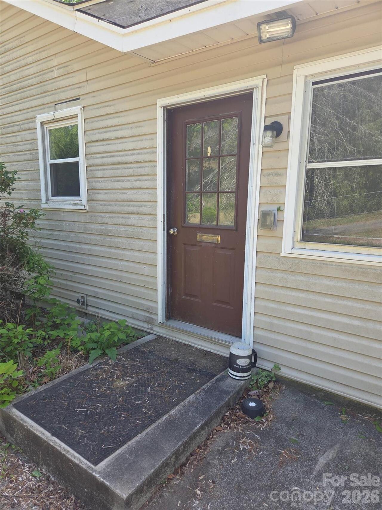 Listing Photo 6