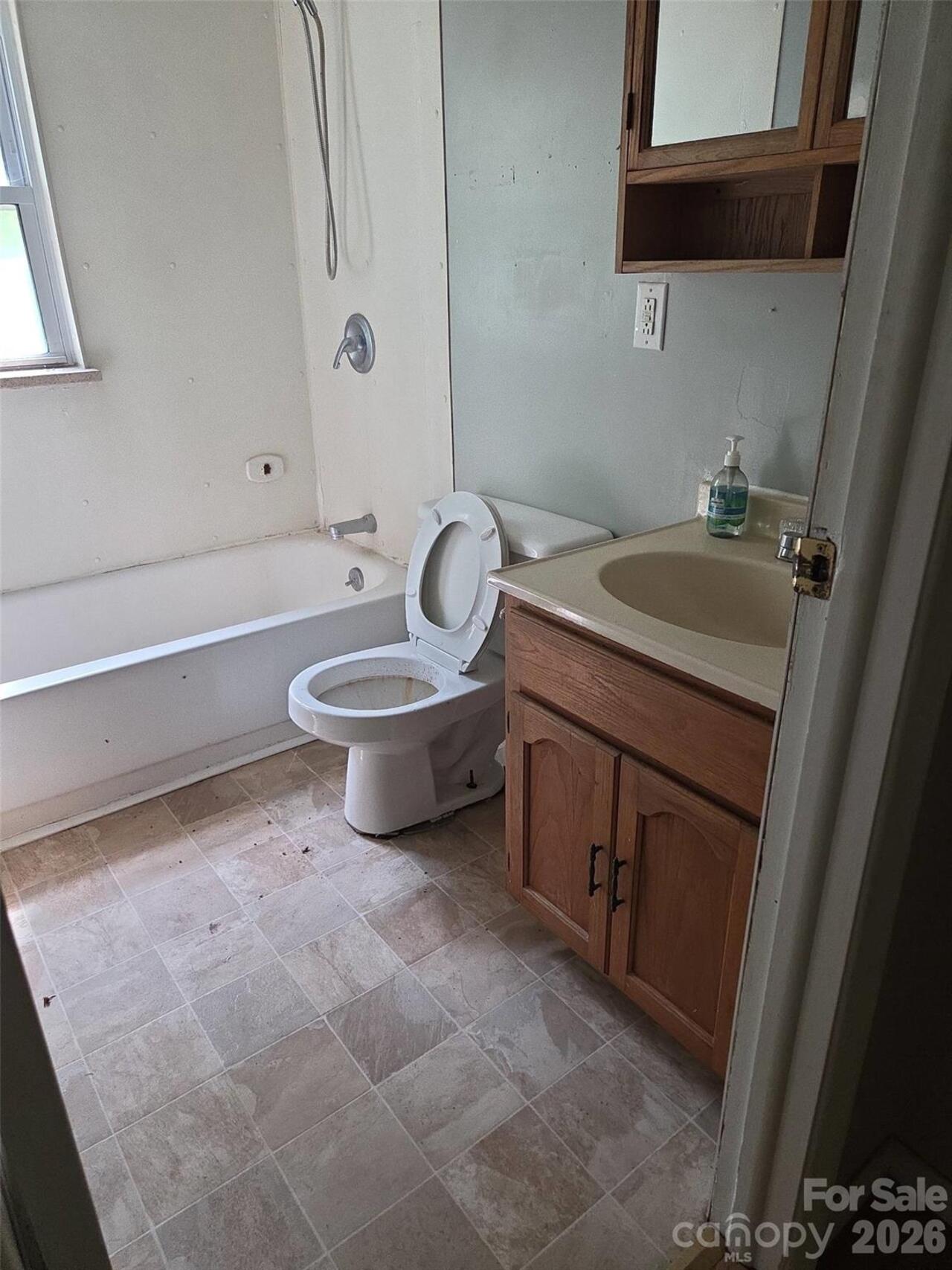 Listing Photo 35