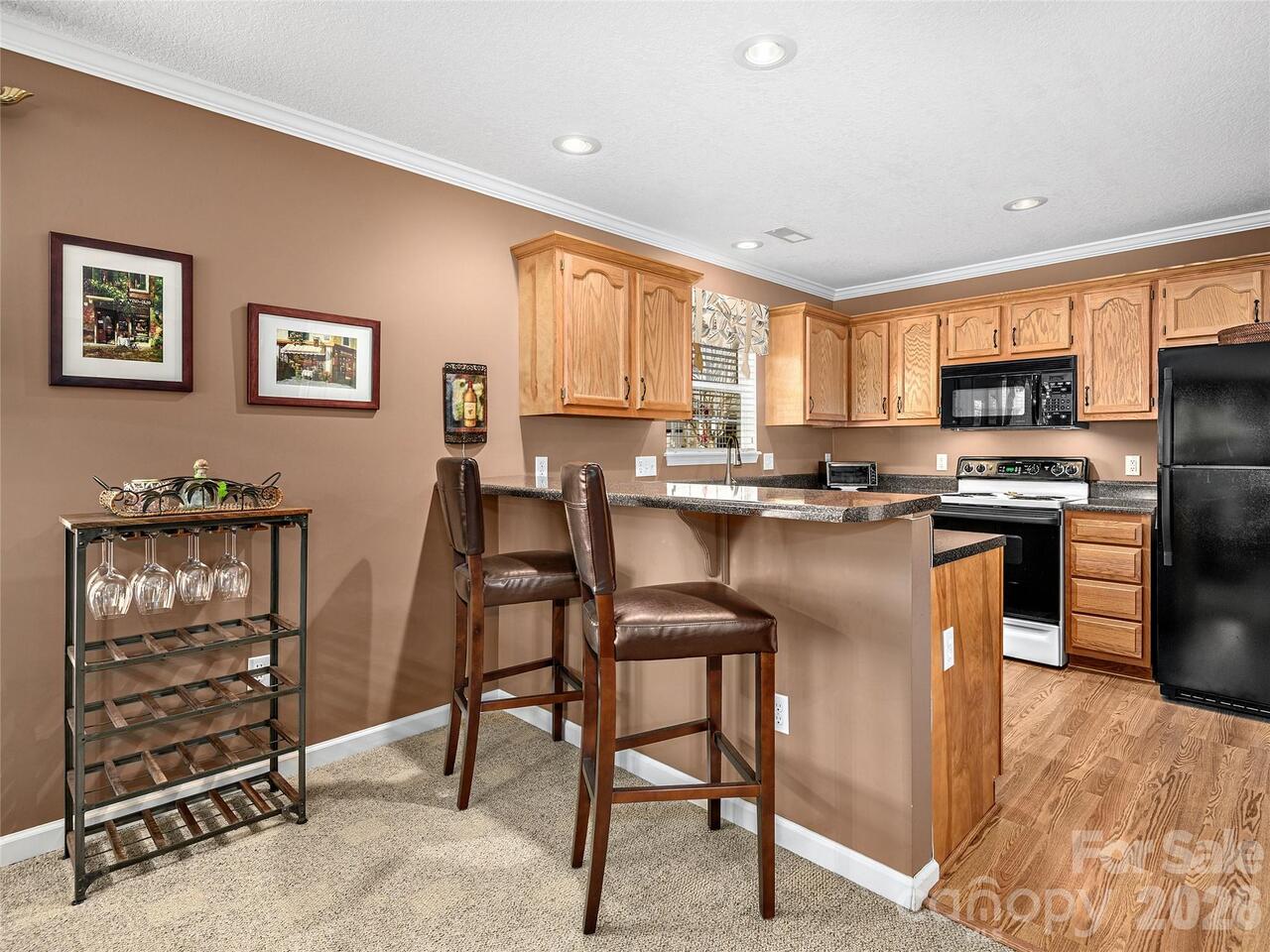 Listing Photo 7