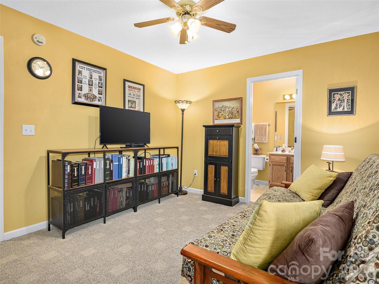 Listing Photo 13