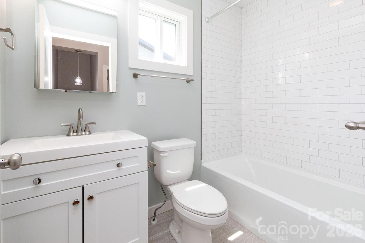 Listing Photo 17
