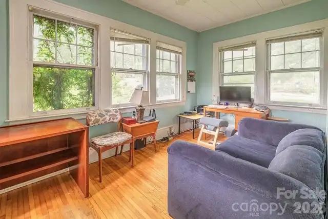 Listing Photo 13