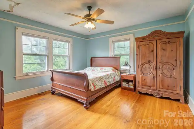 Listing Photo 15