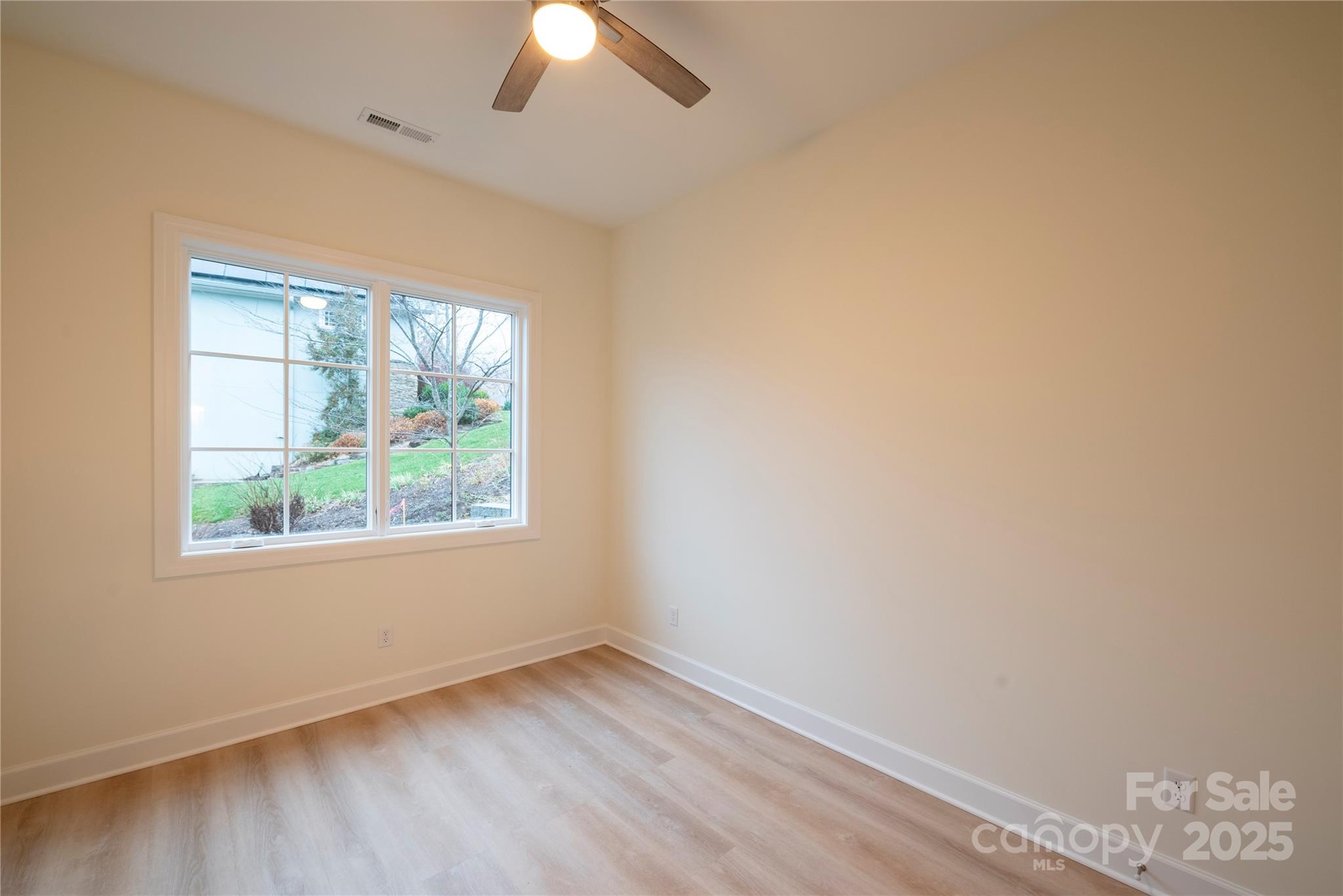 Listing Photo 26