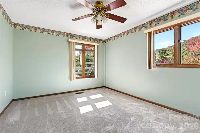 Listing Photo 29