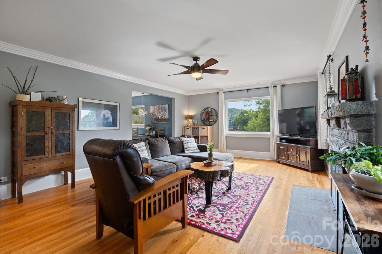 Listing Photo 13