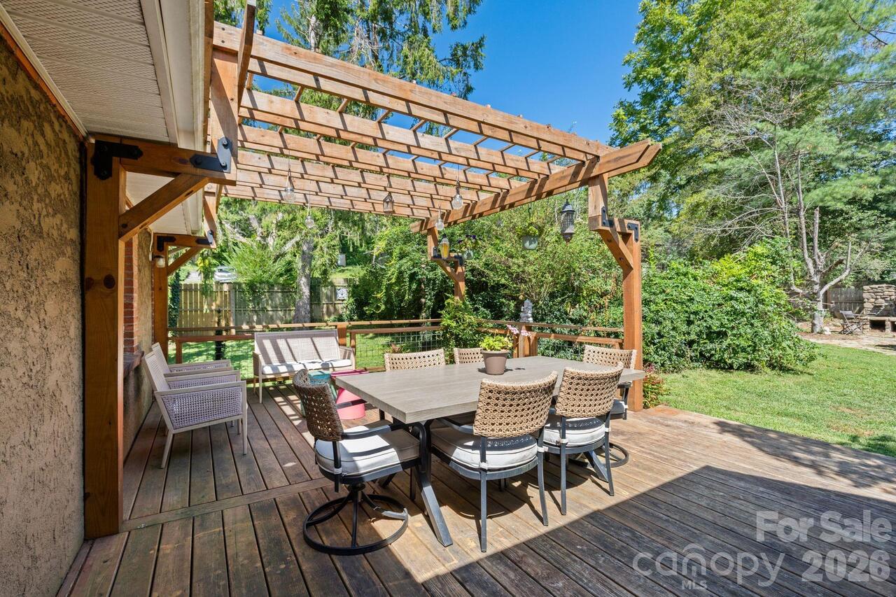 Listing Photo 28