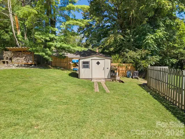 Listing Photo 35