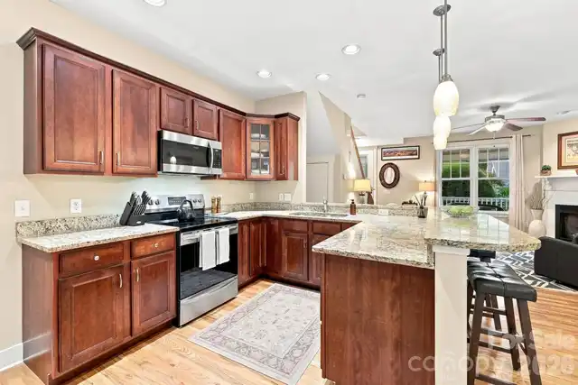Listing Photo 19