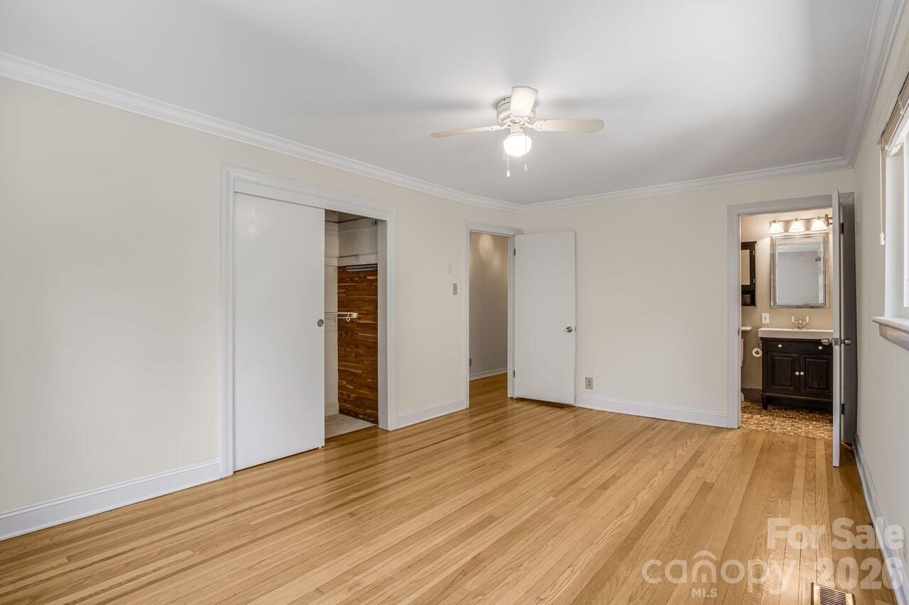 Listing Photo 18