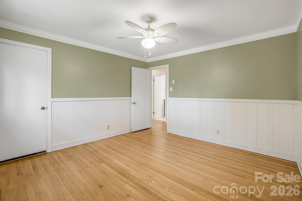 Listing Photo 22