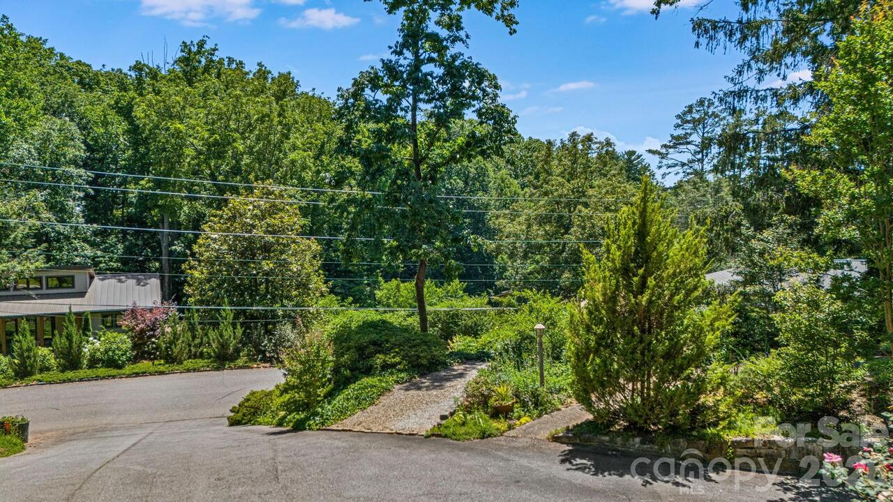 Listing Photo 35