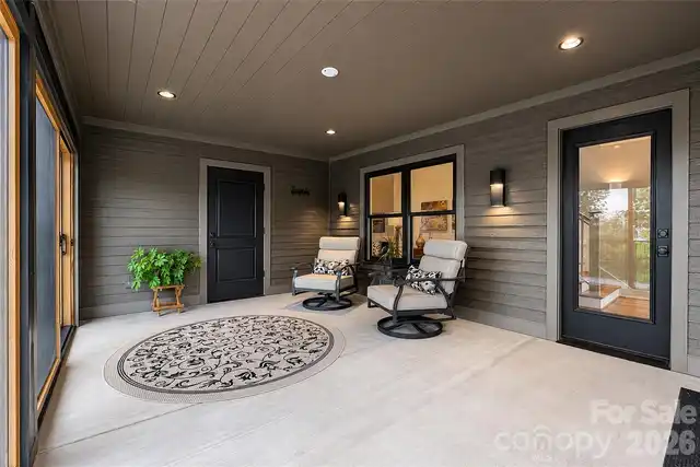 Listing Photo 34