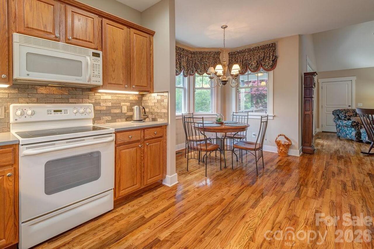 Listing Photo 13