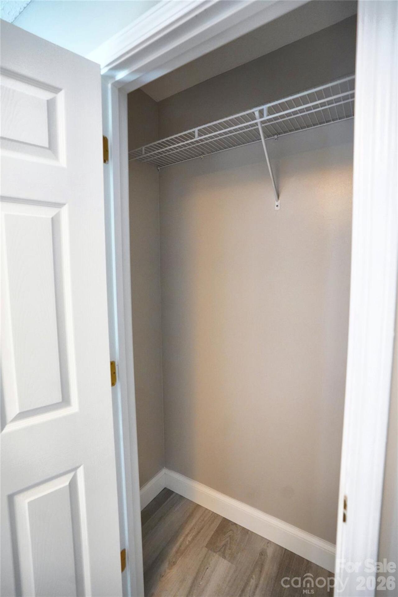 Listing Photo 10