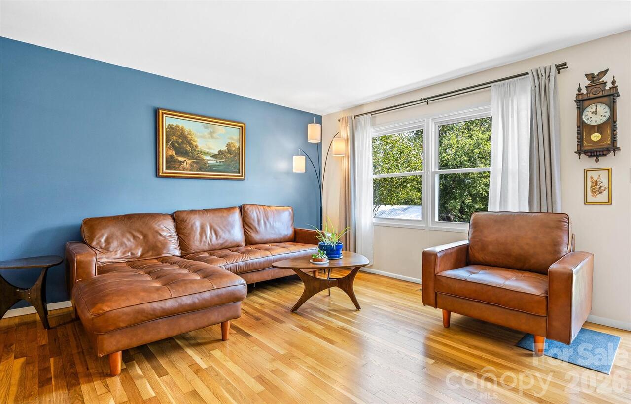 Listing Photo 7
