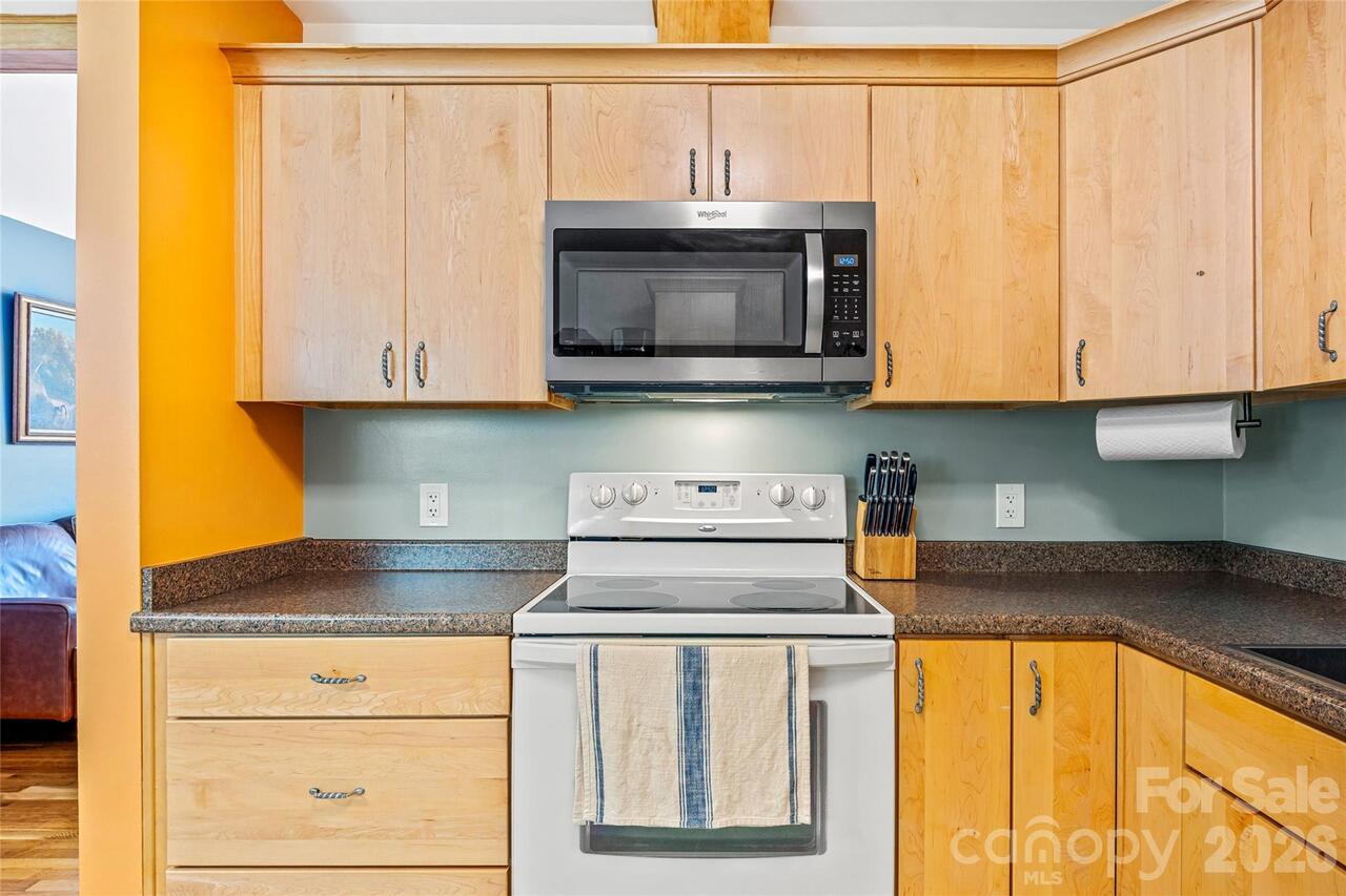 Listing Photo 15