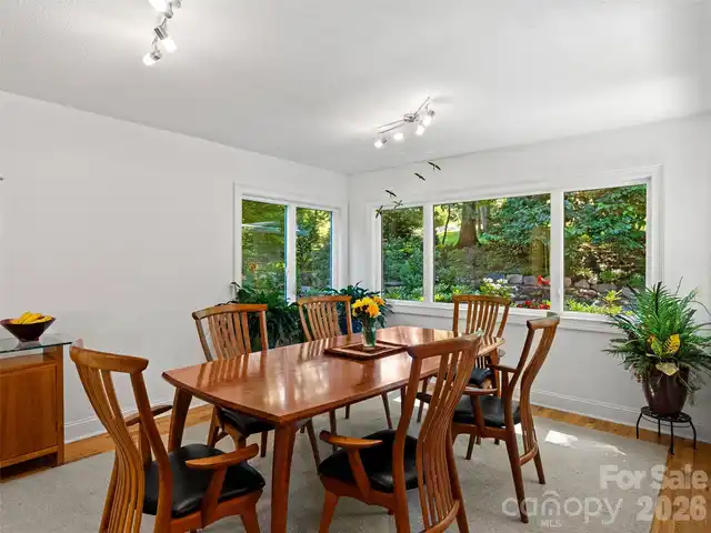 Listing Photo 31