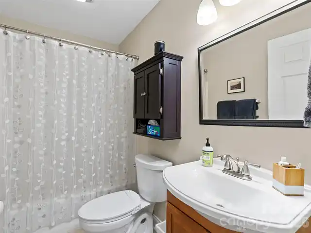 Listing Photo 34
