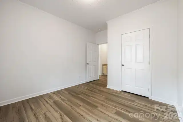 Listing Photo 29