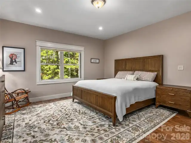 Listing Photo 13