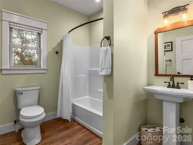 Listing Photo 22