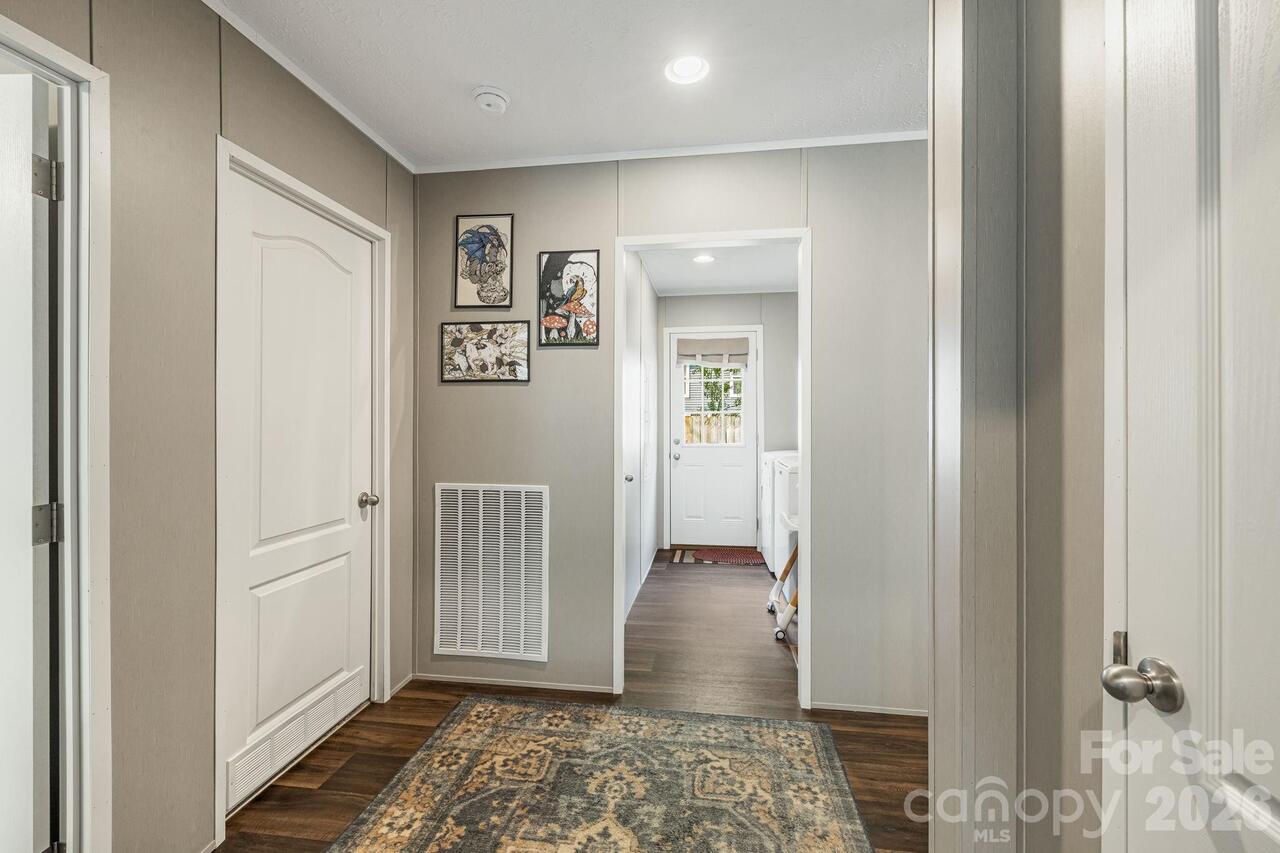 Listing Photo 22