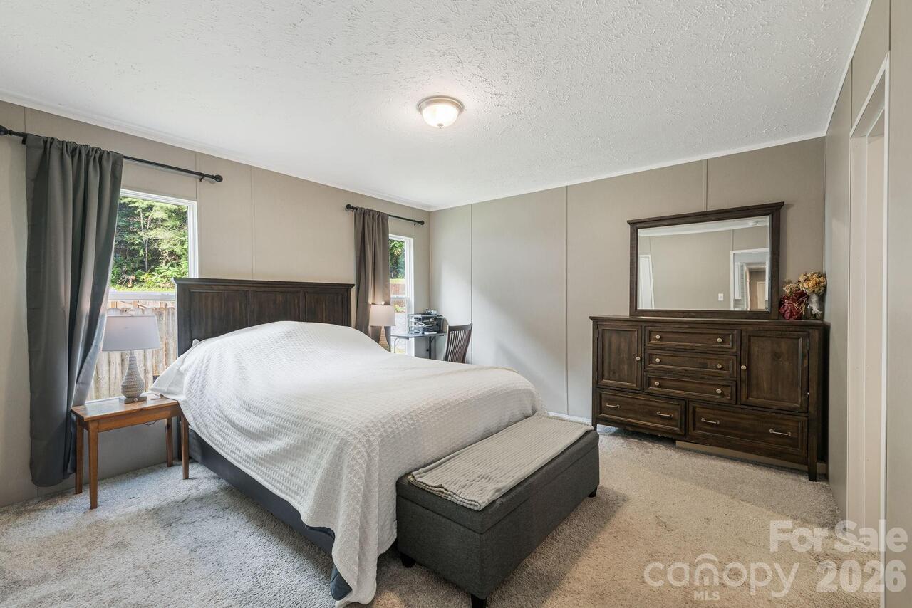 Listing Photo 23