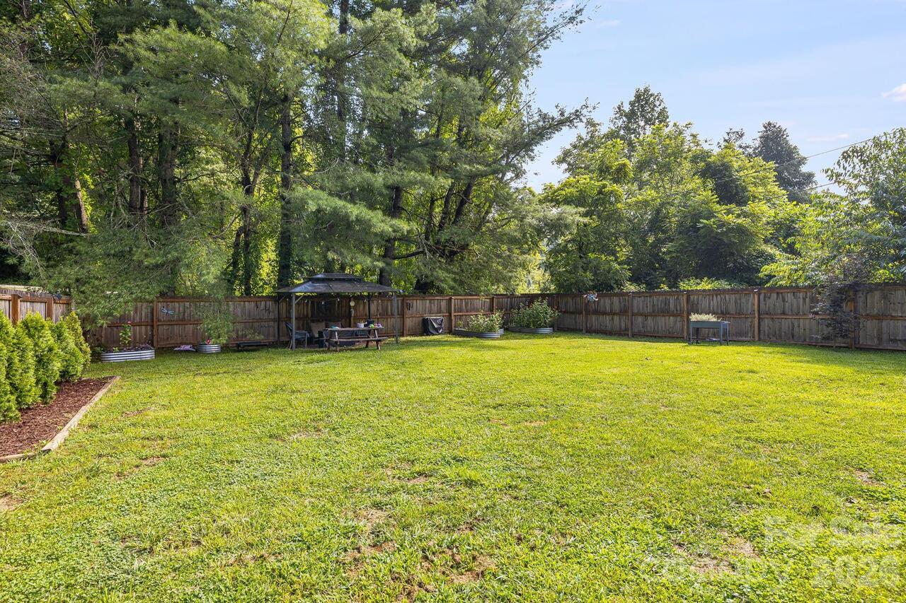 Listing Photo 29