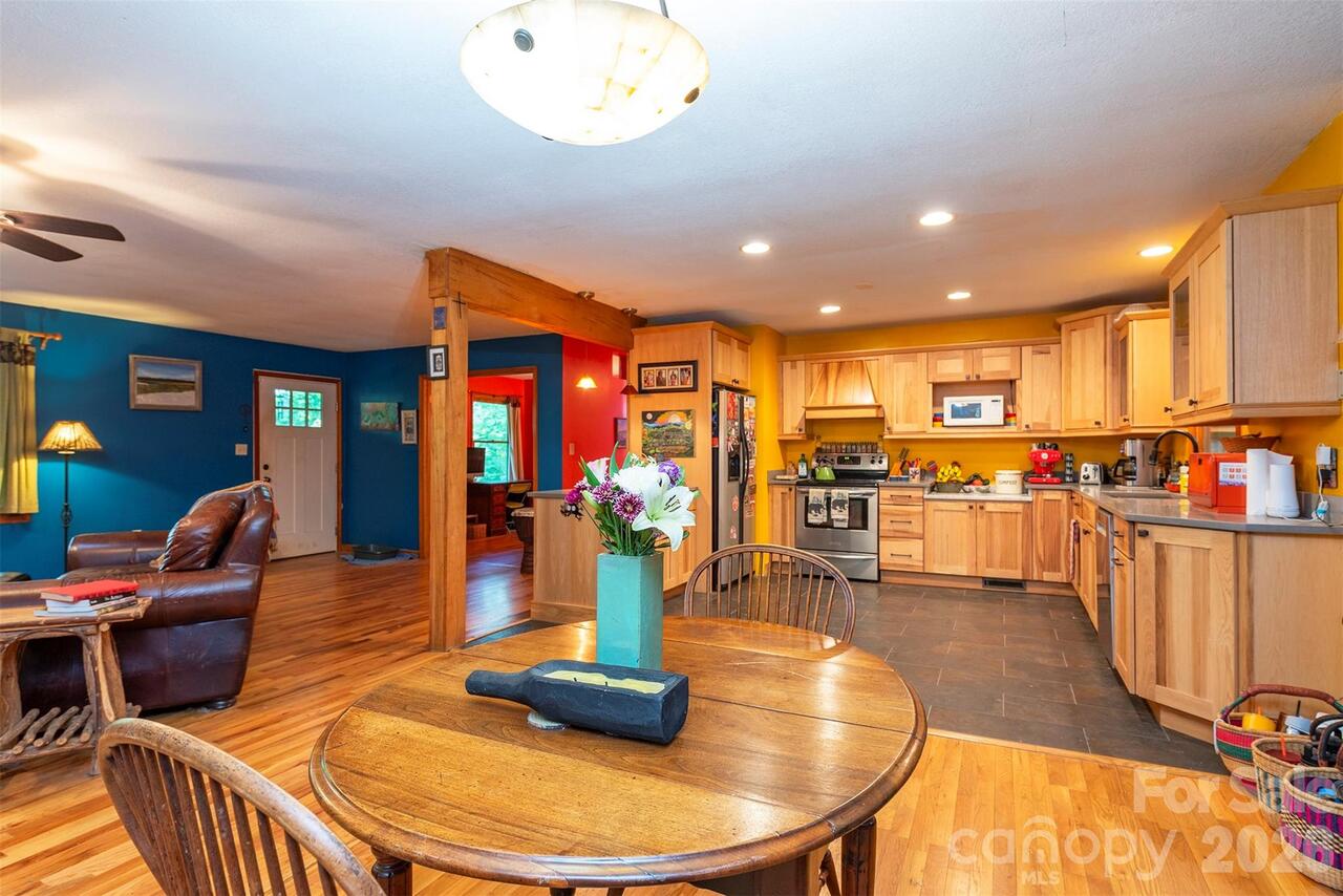 Listing Photo 19