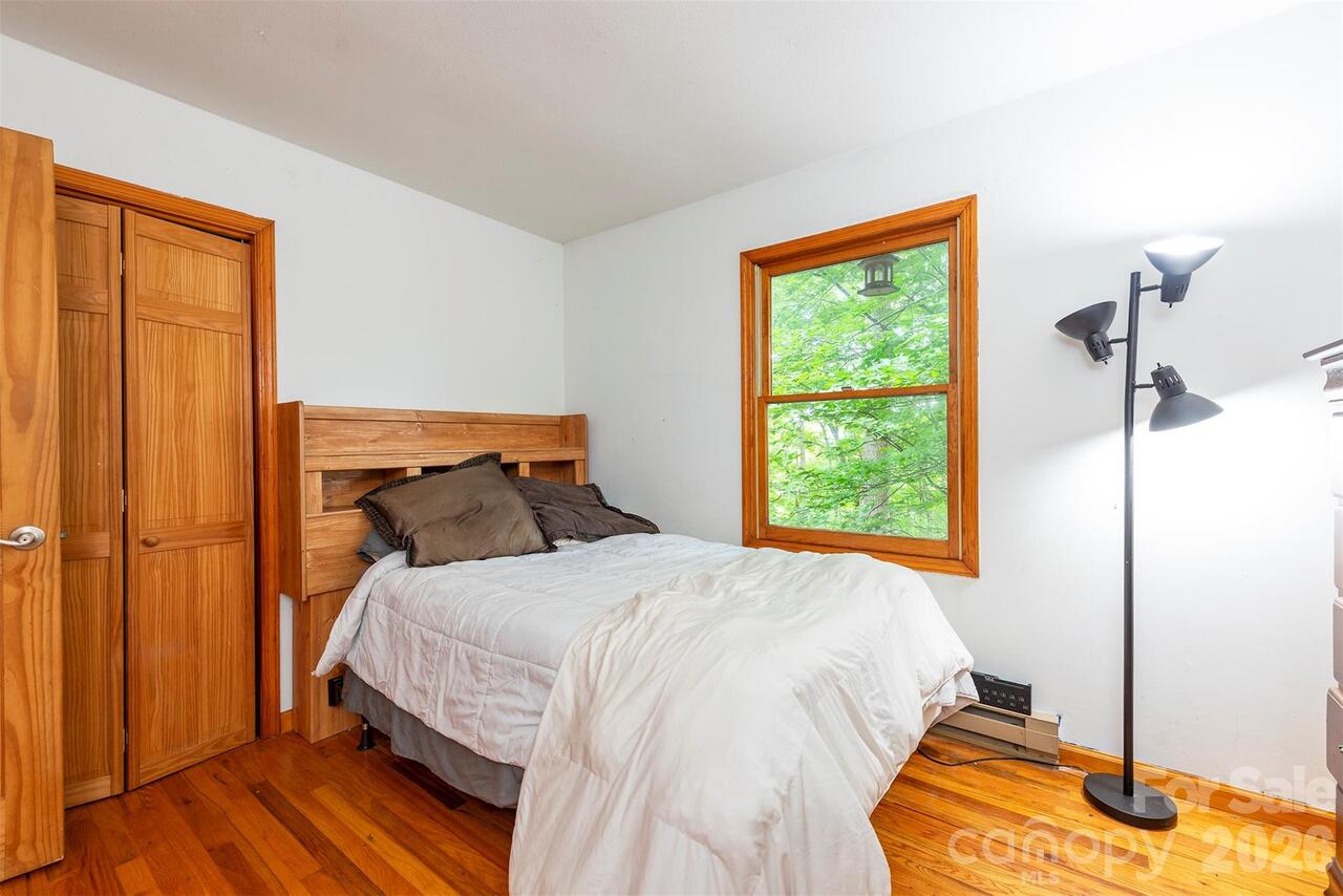 Listing Photo 25