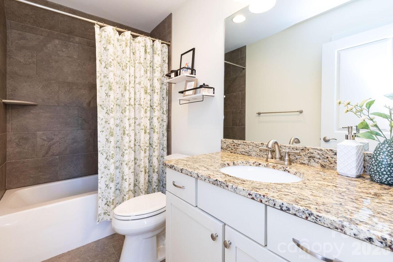 Listing Photo 19