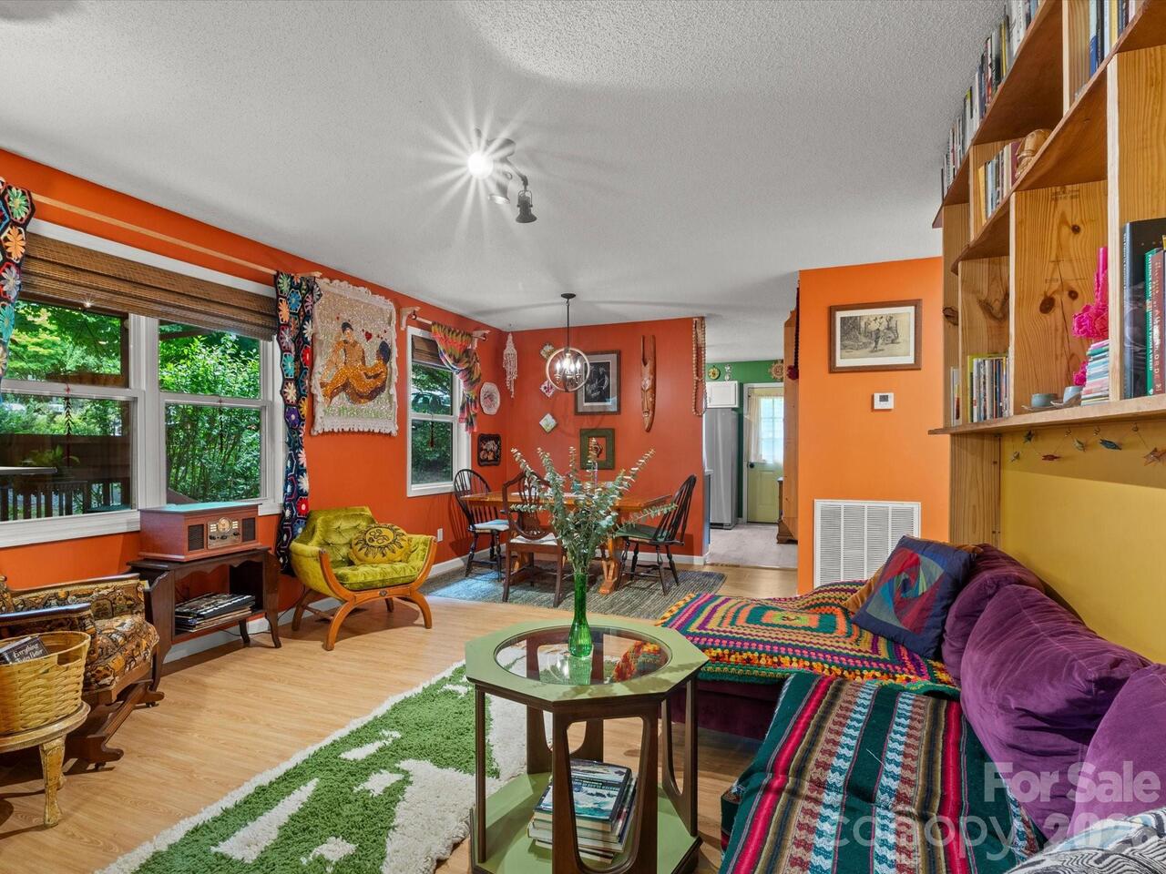Listing Photo 6