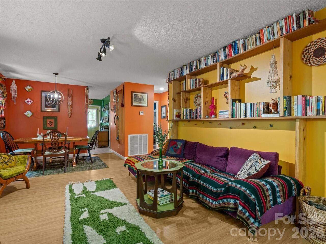 Listing Photo 7