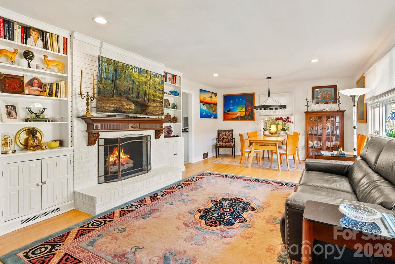 Listing Photo 6