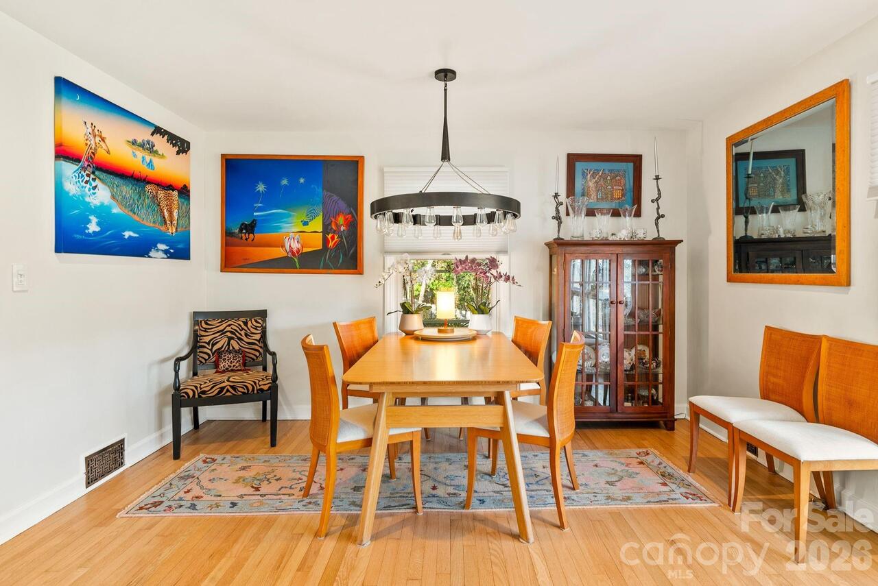 Listing Photo 8