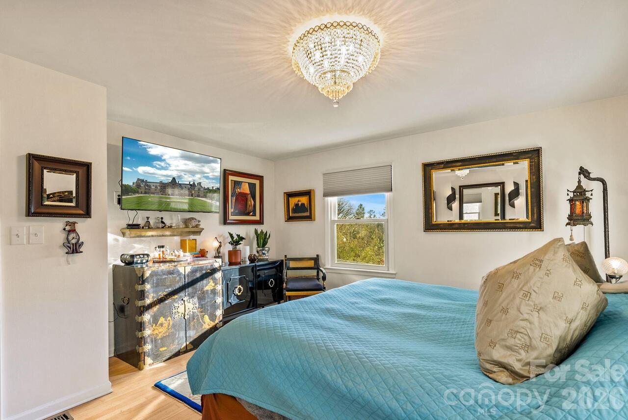 Listing Photo 22