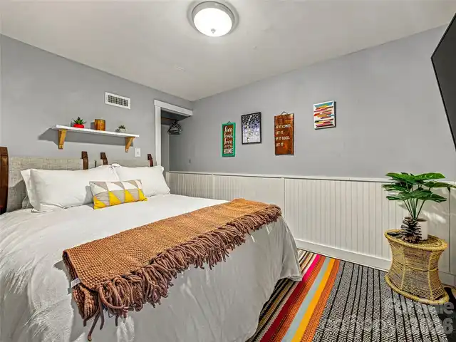 Listing Photo 23