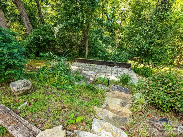 Listing Photo 26