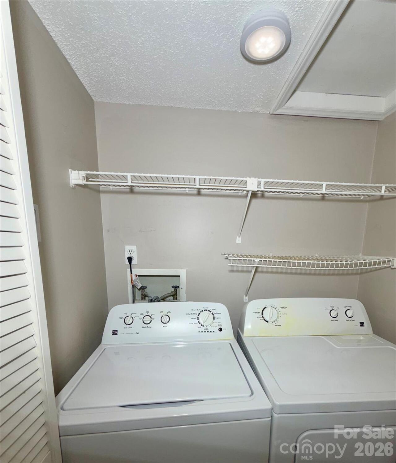 Listing Photo 11