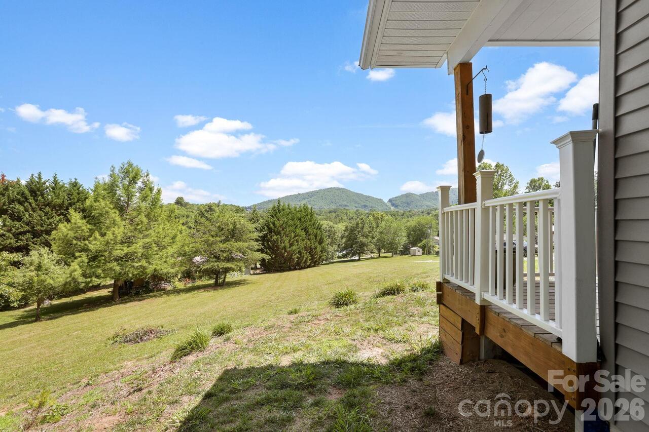 Listing Photo 9