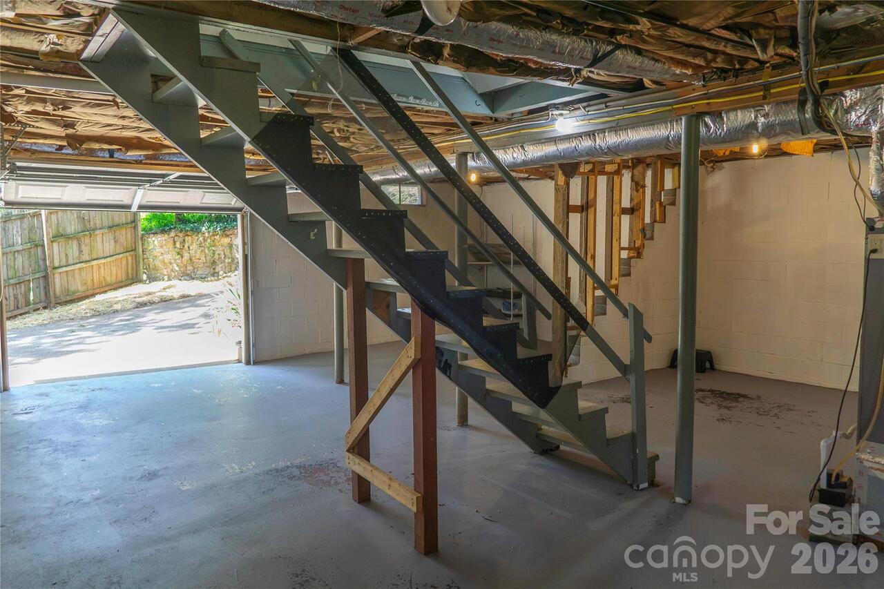 Listing Photo 14
