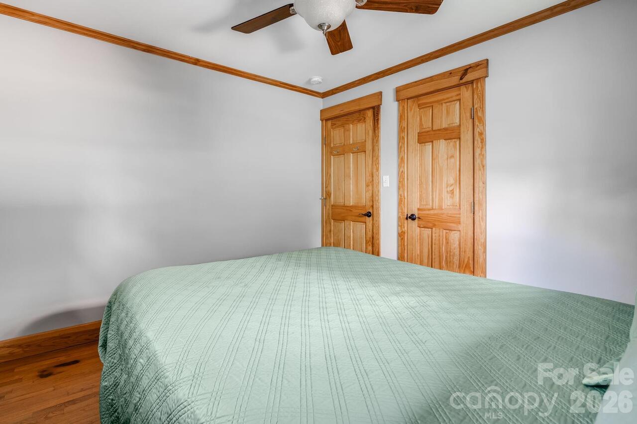 Listing Photo 19