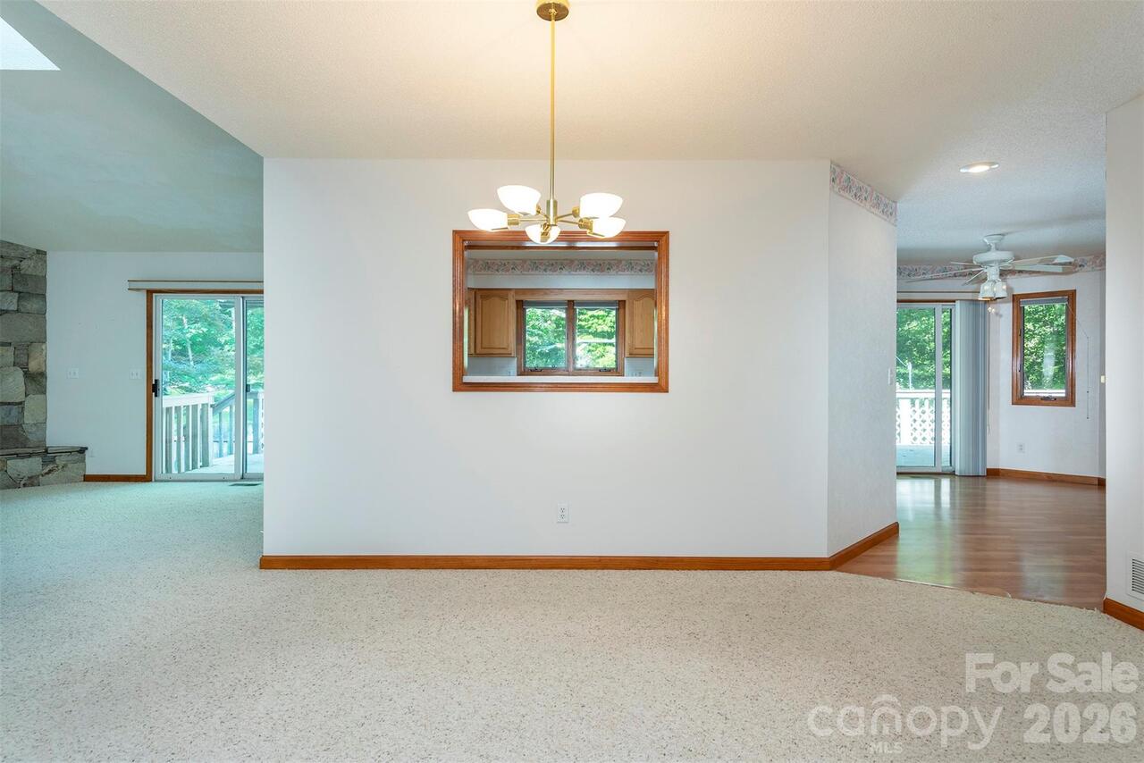 Listing Photo 13