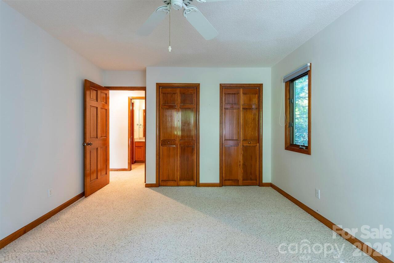 Listing Photo 28