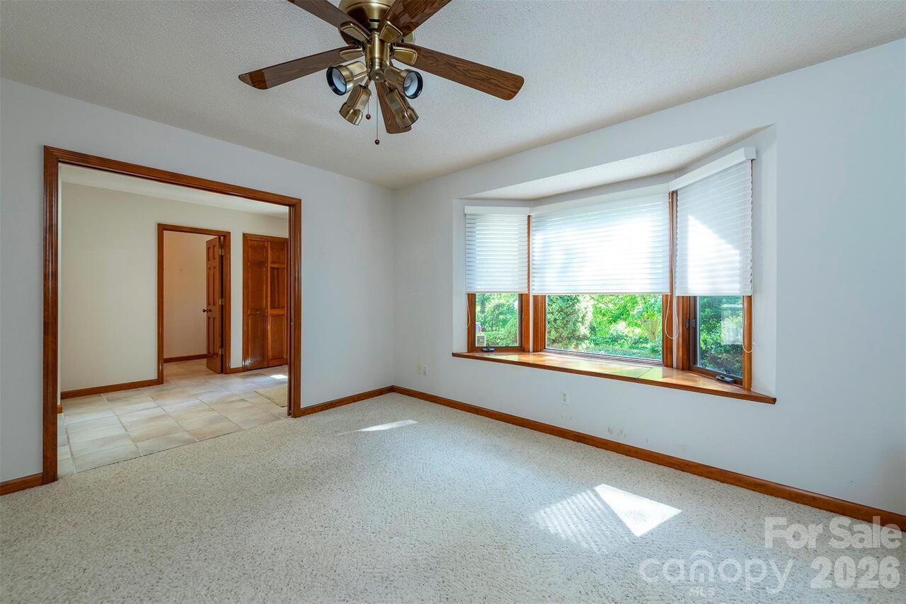 Listing Photo 31
